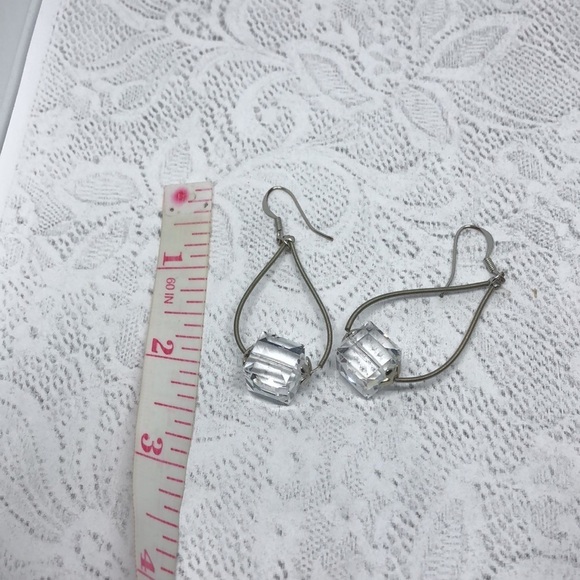 Artisan mesh wire cube crystal glass dangle drop dressy long earrings- unique. - Picture 5 of 5